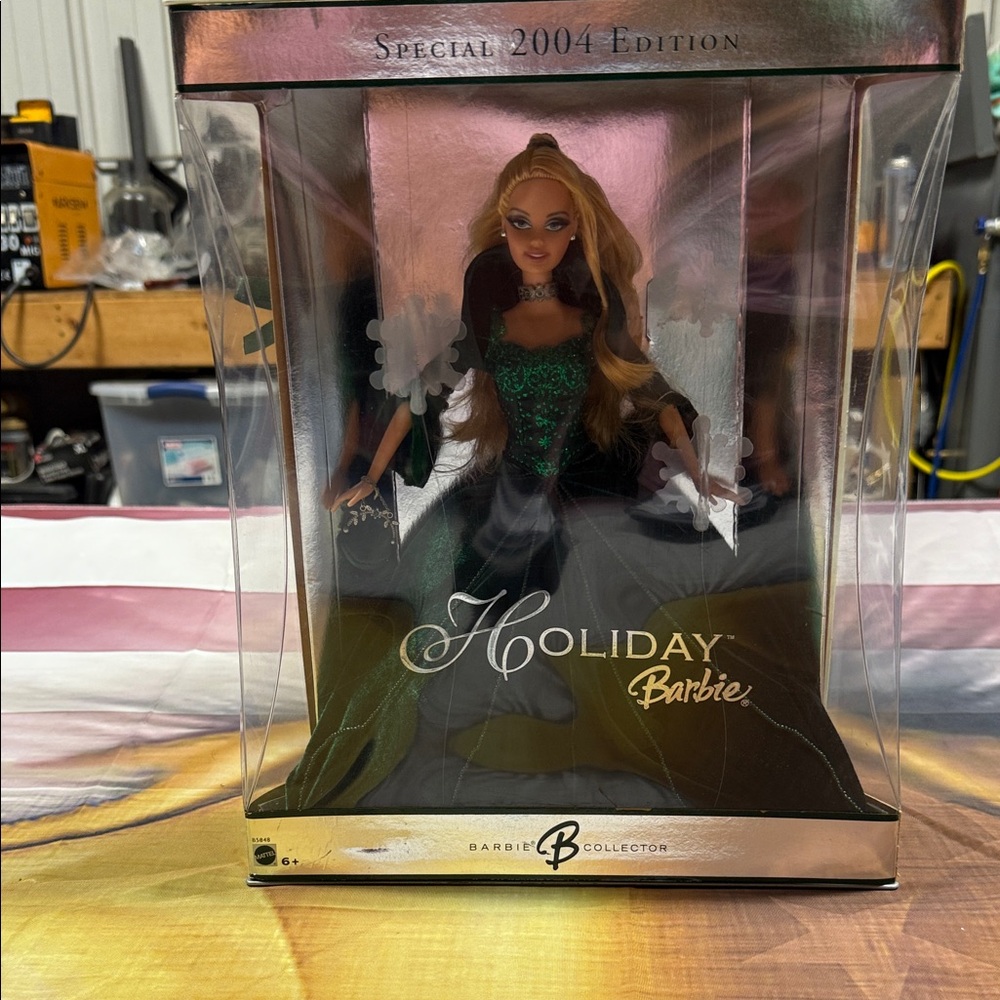 Barbie Special Edition Holiday Doll - Green and Gold